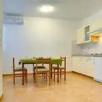 Apartment Ulika *