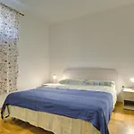 Ulika Apartment